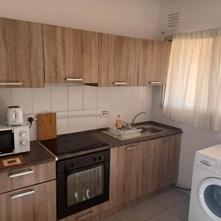 Terpsichore Holiday Apts Лимасол Экстерьер фото