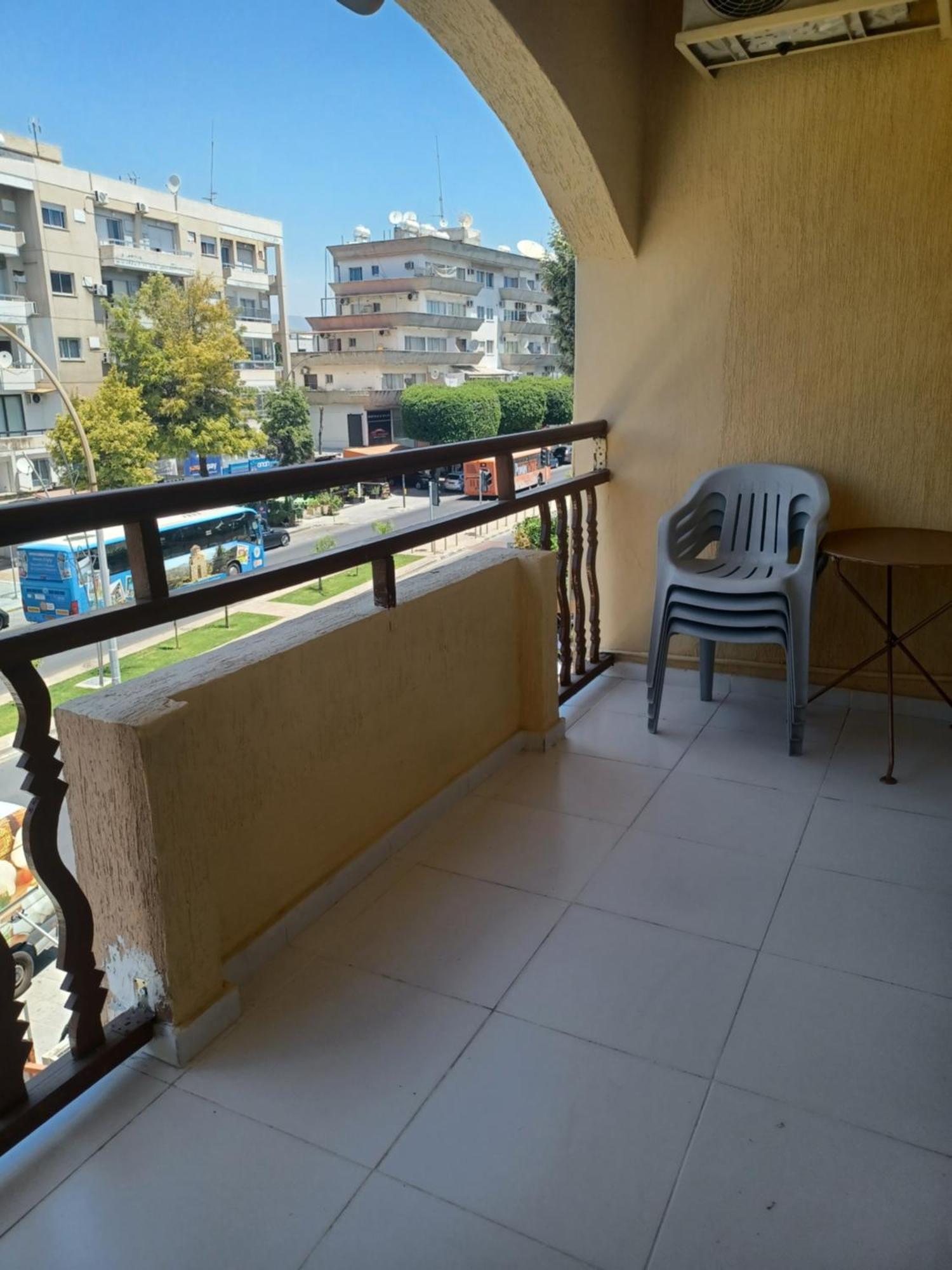 Terpsichore Holiday Apts Лимасол Экстерьер фото