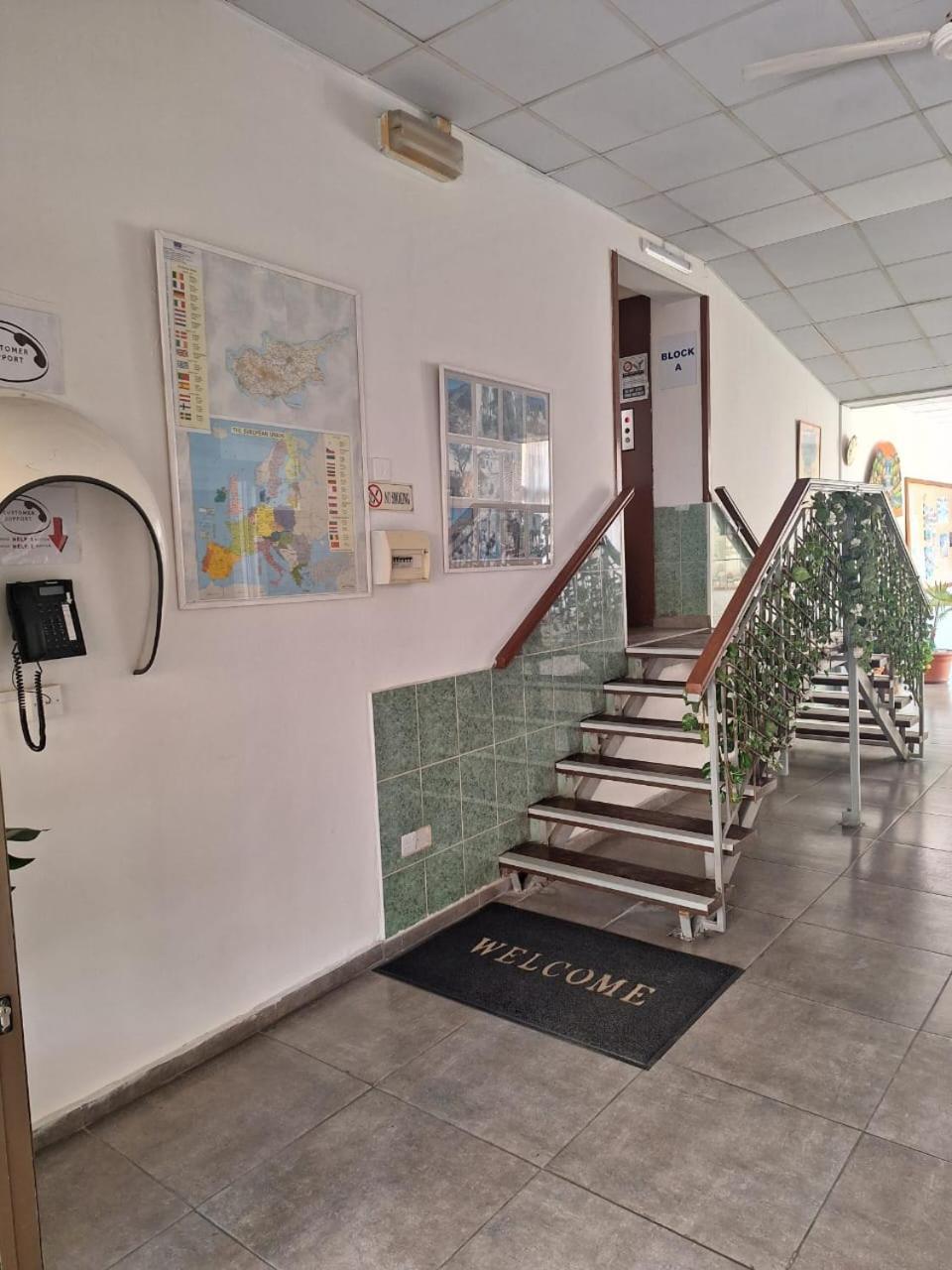 Terpsichore Holiday Apts Лимасол Экстерьер фото