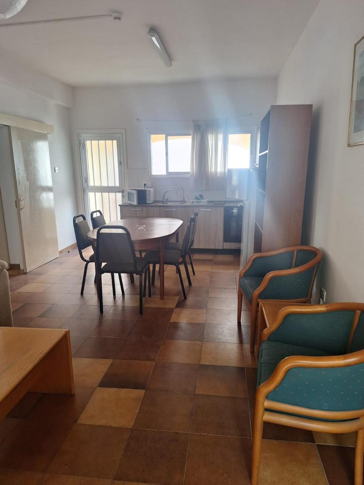 Terpsichore Holiday Apts Лимасол Экстерьер фото